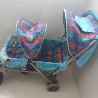 کالسکه دوقلو