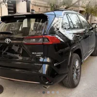 ماشین تویوتا وایت لندر