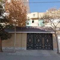 سه واحد آپارتمان در دو طبقه و همکف کلا ۱۹۷متر مربع