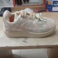 کفش اسپورت مدرسه ای|کیف، کفش، کمربند|ایرانشهر, |دیوار