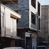 فروش خانه ۱۲۰ متری  نزدیک چهار راه اصلی