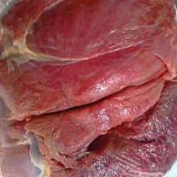 پخش گوشت گوساله تازه|عمده‌فروشی|ری, علایین|دیوار