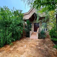 باغچه ویلا نما رومی ۱۶۰متری سنددار شهرکی