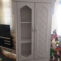 کمد بچه سالم وتمیز