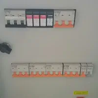 تابلو برق|مصالح و تجهیزات ساختمان|شیراز, شهرک مخابرات|دیوار