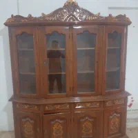 کمد چوبی تمیز ،تمیز از هم جدا هم میشه قفل درست