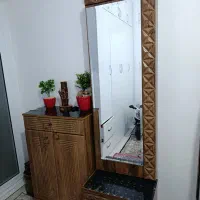 3 عدد. چوبی  کمد ارایش.  میز تلفن