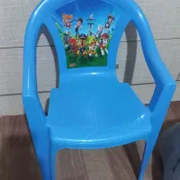 ۳ تا عروسک وسبد وصندلی