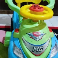 ماشین چهار چرخ کودک