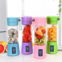 مخلوط‌کن شارژی JUICE CUP ، کوچک اما پرقدرت|آبمیوه‌گیر و آب‌مرکبات‌گیر|تهران, آرژانتین|دیوار