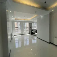 ساختمان-نوساز-با-3-طبقه-تکواحدی