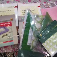 کتاب و خط کش طراحی