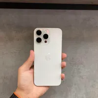 اپل iPhone 15 Pro Max با حافظهٔ ۲۵۶ گیگابایت