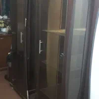 مبل راحتی و دو عدد گنجه سالم