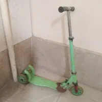 اسکوتر سه چرخ ژله ای چراغ دار