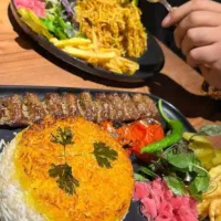 کارگر ساده/ماهر/ رستوران با جای خواب وغذا