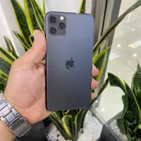 iPhone ۱۱ پرومکس بدون خط و خش اقساط|موبایل|اصفهان, احمدآباد|دیوار