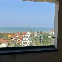 آپارتمان ۶۸ متری بخر تا ویو بهشتو بدم بهت.