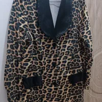 لباس دخترانه و‌ زنانه