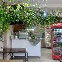 ۱نفرخانوم جهت کار درکافه صبحانه
