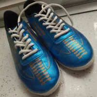 کتونی فوتبالی