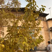 کارگر ساده با جای خواب