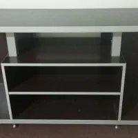 (میز تحریر یا میز کامپیوتر )