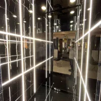 منشی خانوم در شرکت آسانسوری در باغ فیض