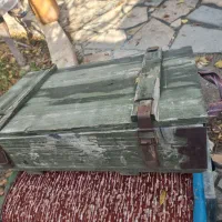 صندوق قدیمی مهمات