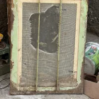 پنجره آهنی