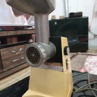 چرخ گوشت قدیمی