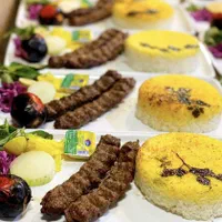تهیه ی غذای عمده ی جشن ها و ادارات
