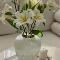 گلدان سفید صدفی