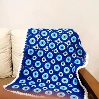 شال مبل یا پتوی نوزاد