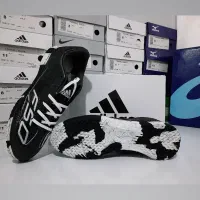 کفش سالنی (فوتسال) آدیداس و نایکی درجه یک|کیف، کفش، کمربند|شوشتر, |دیوار