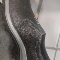 کفش عایق برق