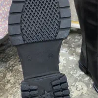 بوت بلند|کیف، کفش، کمربند|نیشابور, جمهوری|دیوار