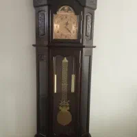 ساعت ایستاده به ارتفاع ۲متر