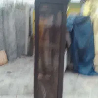 بوفه چهارطبقه آینه دار. چوب گردو.|بوفه، ویترین، کنسول|آستانه اشرفیه, |دیوار