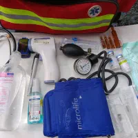 خدمات پرستاری وصل سرم تزریقات در منزل