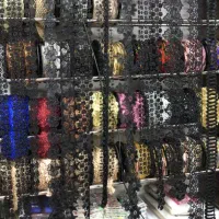 فروشنده خانم