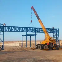 جرثقیل کارگاهی ۲۵ تن آماده به کار و همکاری
