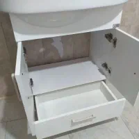 روشویی کابینتی و آینه باکس جنس خوب|لوازم سرویس بهداشتی|تهران, هلال احمر|دیوار