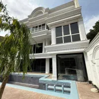 آبدارچی و نظافت چی