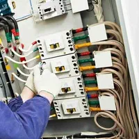 برقکار ساختمان ، خدمات برق صنعتی و تابلو برق|خدمات پیشه و مهارت|اندیشه, اندیشه فاز ۳|دیوار