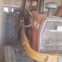 تراکتور ۲۸۵ با بیل لودری