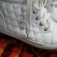 دو جفت کفش نو