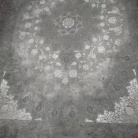 فرش خوب درحدنو ۱۲۰۰شانه طوسی سایه دار طرح ابریشم