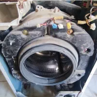 تعمیرو نصب لباسشویی و یخچال و اوراقی کلیه قطعات