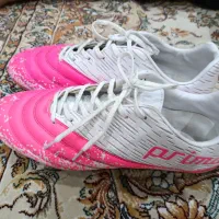 کتونی مخصوص فوتبال استوک چمن اصلی  اورجینال|تجهیزات ورزشی|اسلام‌شهر, مطهری|دیوار